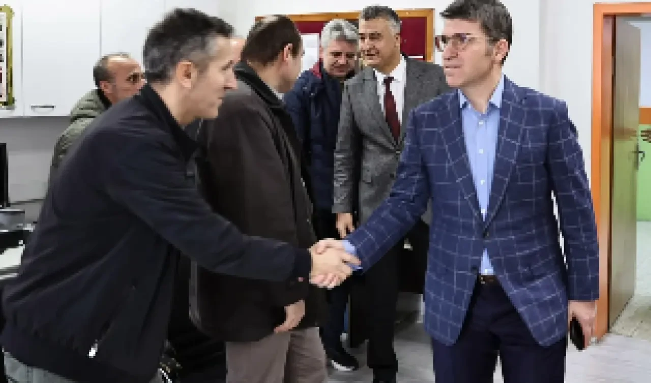 Amasya’da Sürpriz Ziyaret: Vali Sınıfta! 2