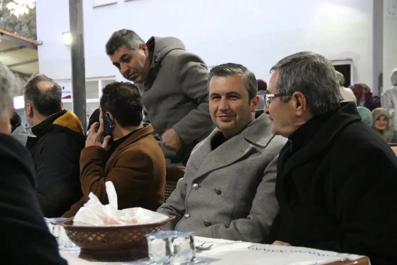 Başkan Uzun, Akören’de Hemşehrilerle İftar Yaptı 1