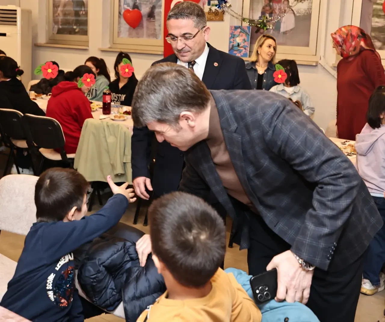 Vali Bakan Çocuklarla İftarda 3