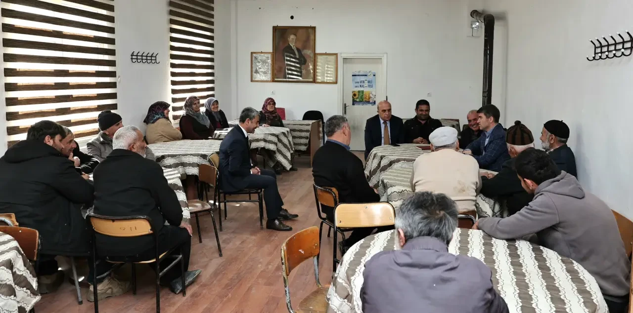 Vali Bakan Köy Halkıyla Bir Araya Geldi 4