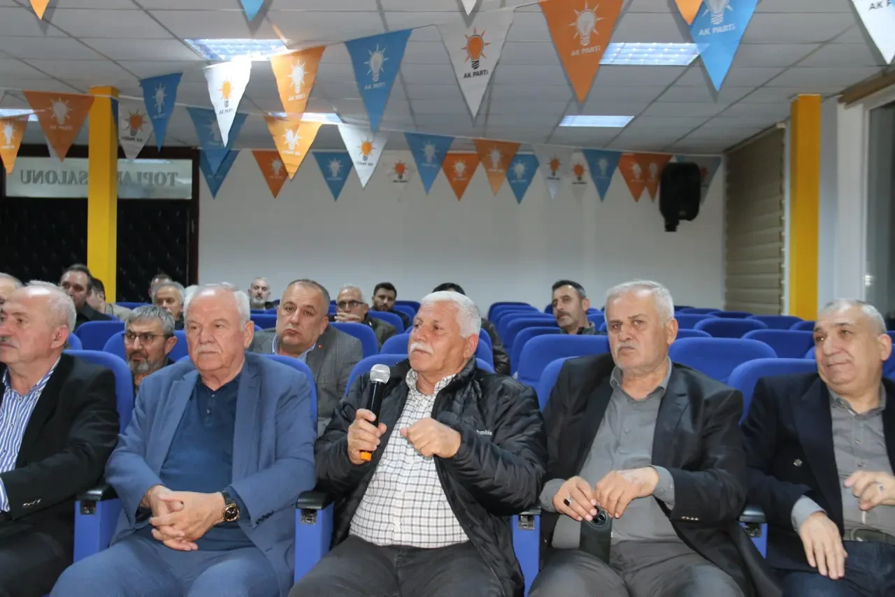 AK Parti Amasya İl Teşkilatı Toplandı 6