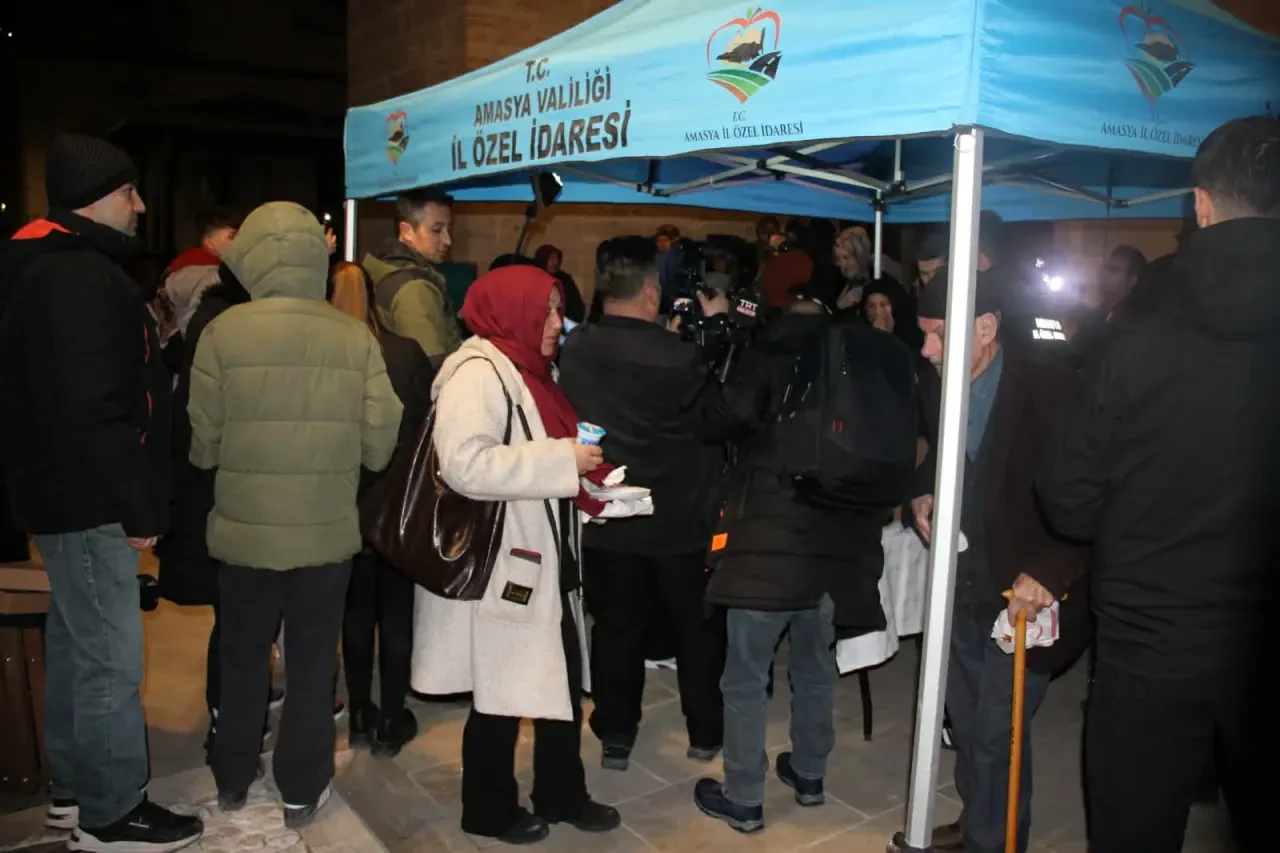 “Geleneksel Simit İkramı” Yapıldı 2