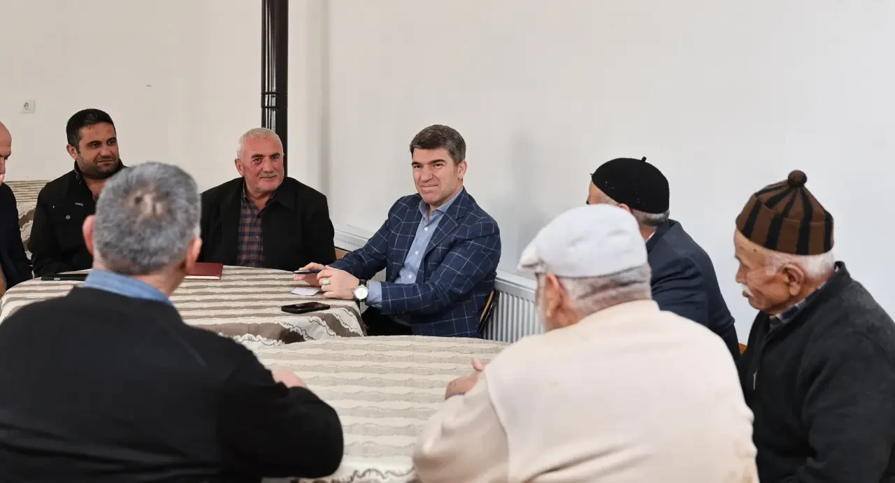 Vali Bakan Köy Halkıyla Bir Araya Geldi 3