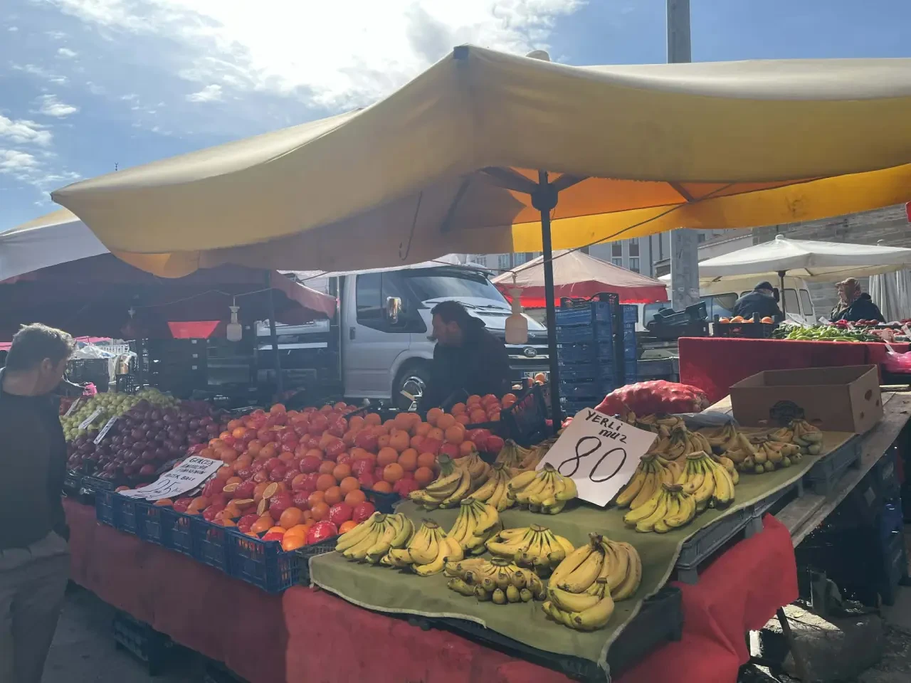 Merzifon Pazartesi Pazarında Ramazan Yoğunluğu Sürüyor 3
