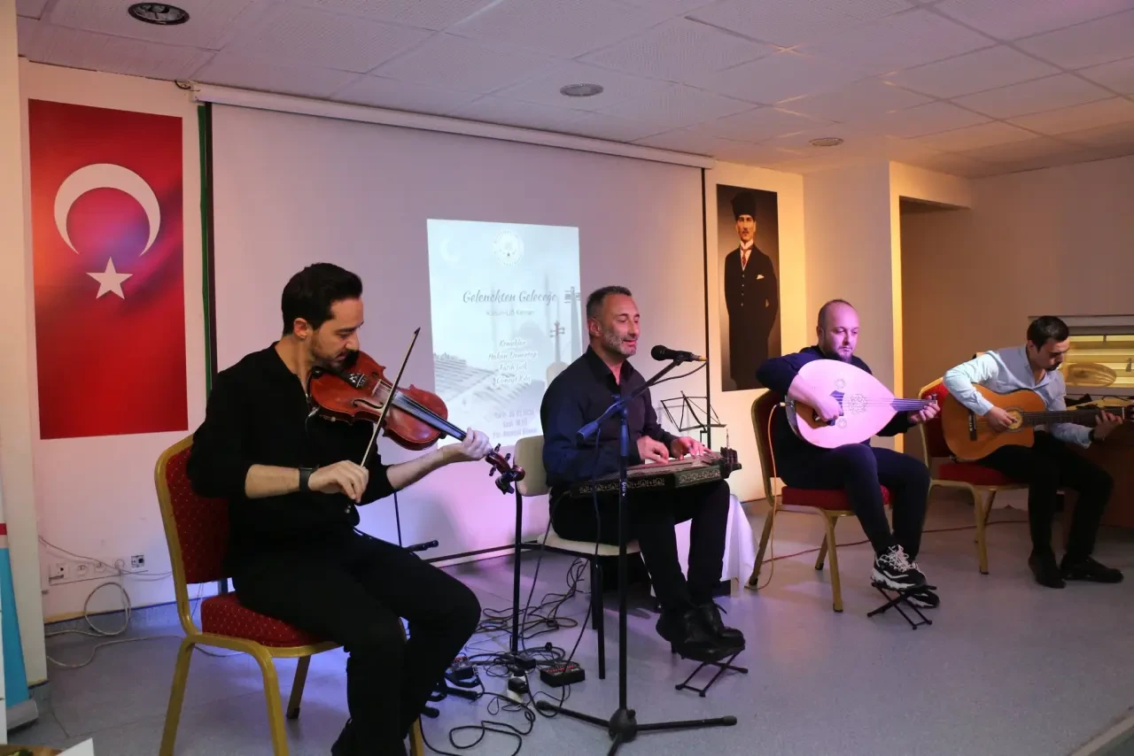 Amasya’da Geleneksel Musikiyle Manevi Buluşma 3