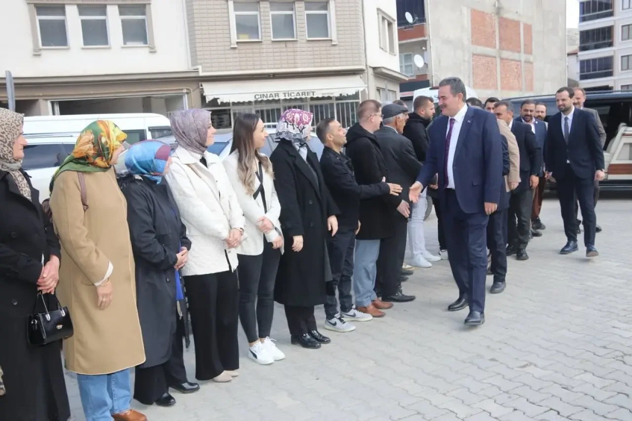 Vekil İpek Sahada 10