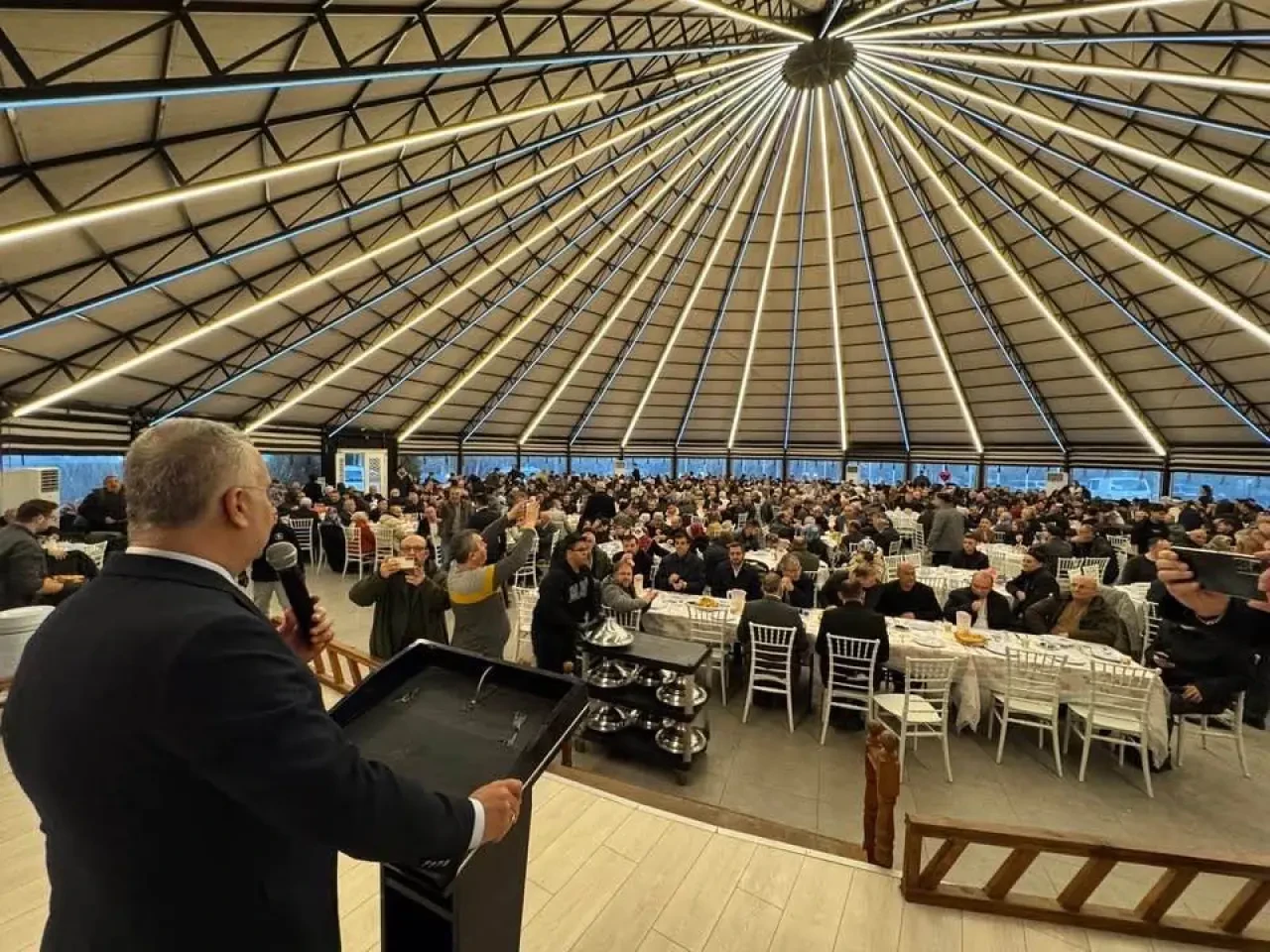 AK PARTİ İSKİLİP’TE VEFA İFTAR PROGRAMI DÜZENLEDİ 2