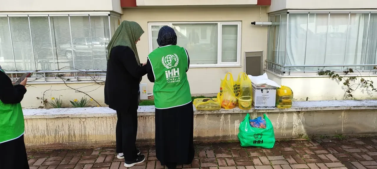 Amasya’da Yardımlarla Binlerce Kişiye Ulaşıldı! 3