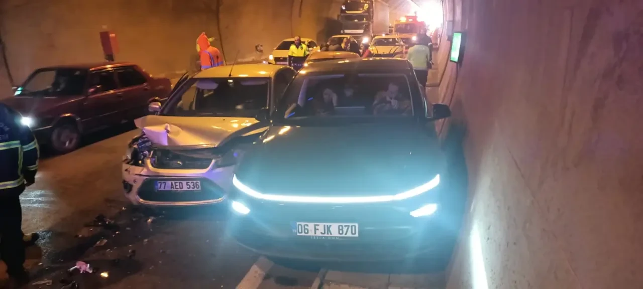 Merzifon - Samsun Yolunda Zincirleme Kaza! 4