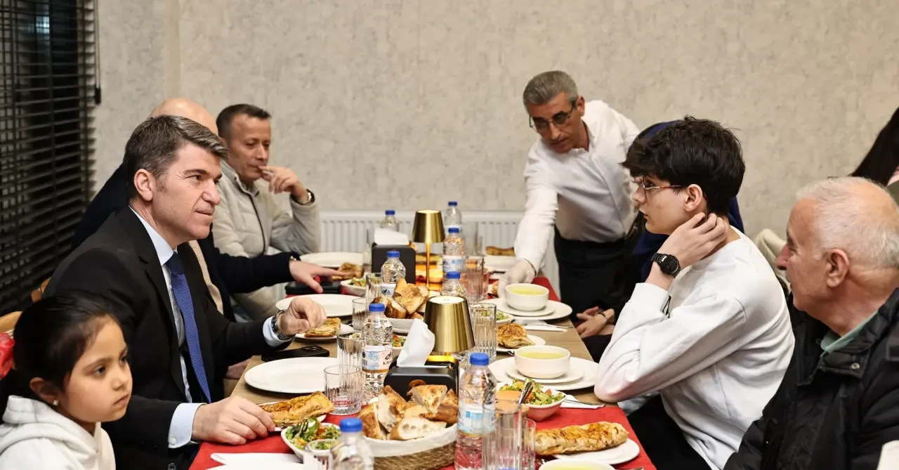 Amasya’da Ramazan Sofrası Şehit Aileleri İçin Kuruldu 4