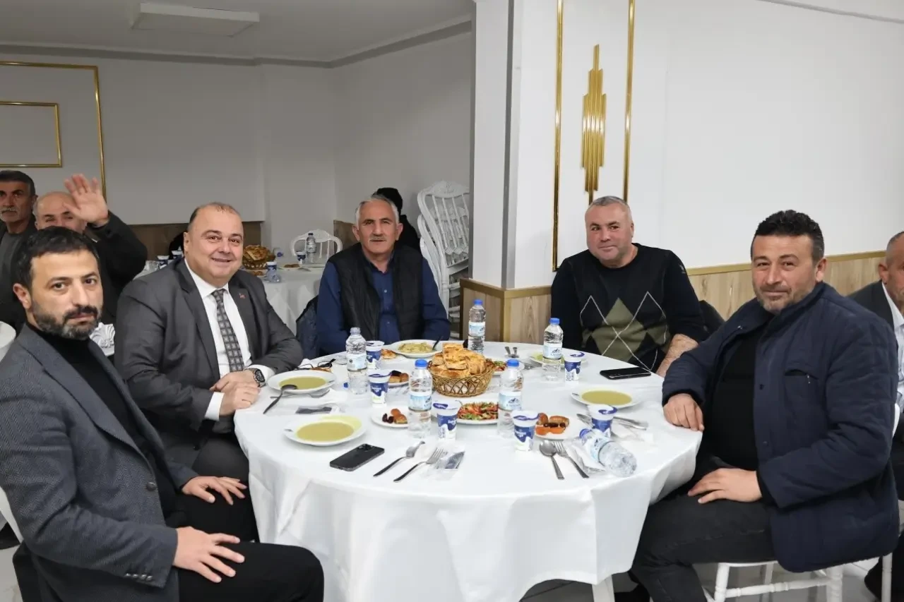 Başkan Kargı Muhtarlarla İftarda Buluştu 4