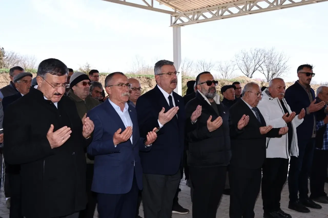 Kadavrasını Bağışlayan Emekli Albay Son Yolculuğuna Uğurlandı 6