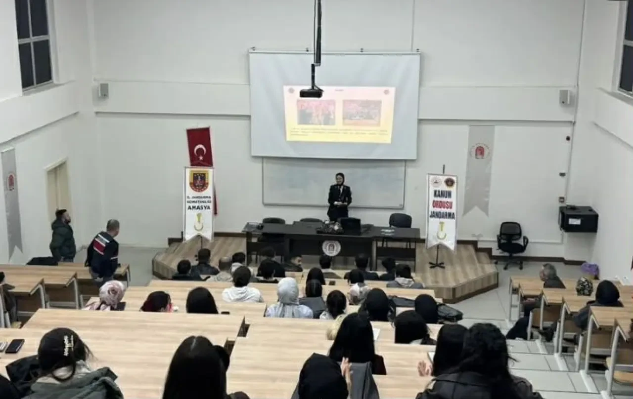 Merzifon'da Jandarmadan Üniversitelilere Sert Uyarı 4