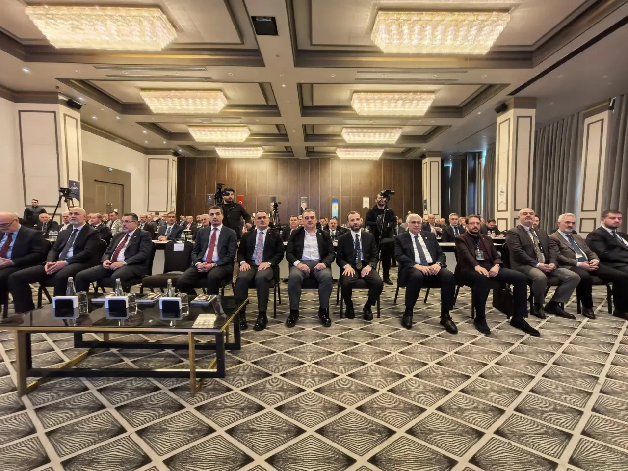 Vekil Çilez Strateji Toplantısında Sahada 4