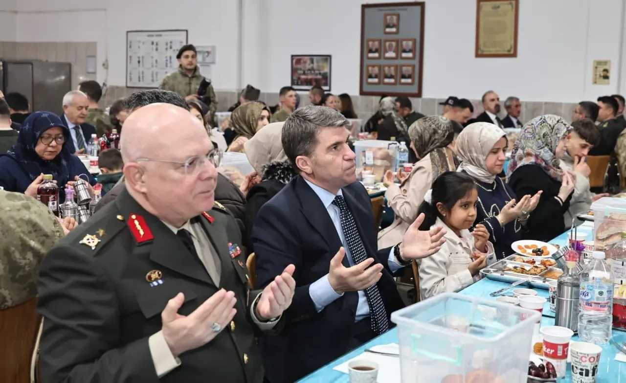 Amasya’da 18 Mart’a Anlamlı Buluşma 7
