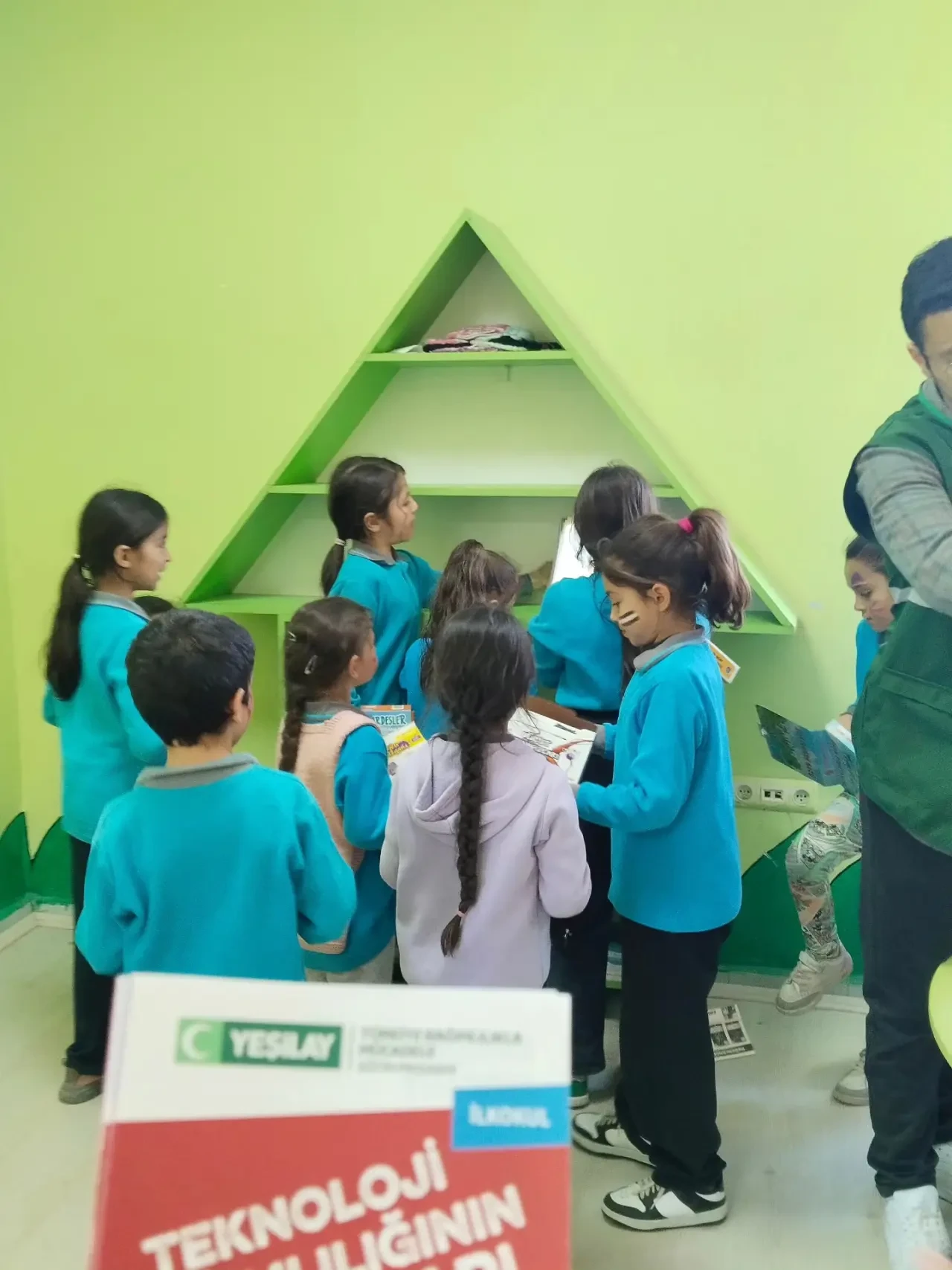 Amasya'da Köy Çocukları Kitaplarla Buluştu 4