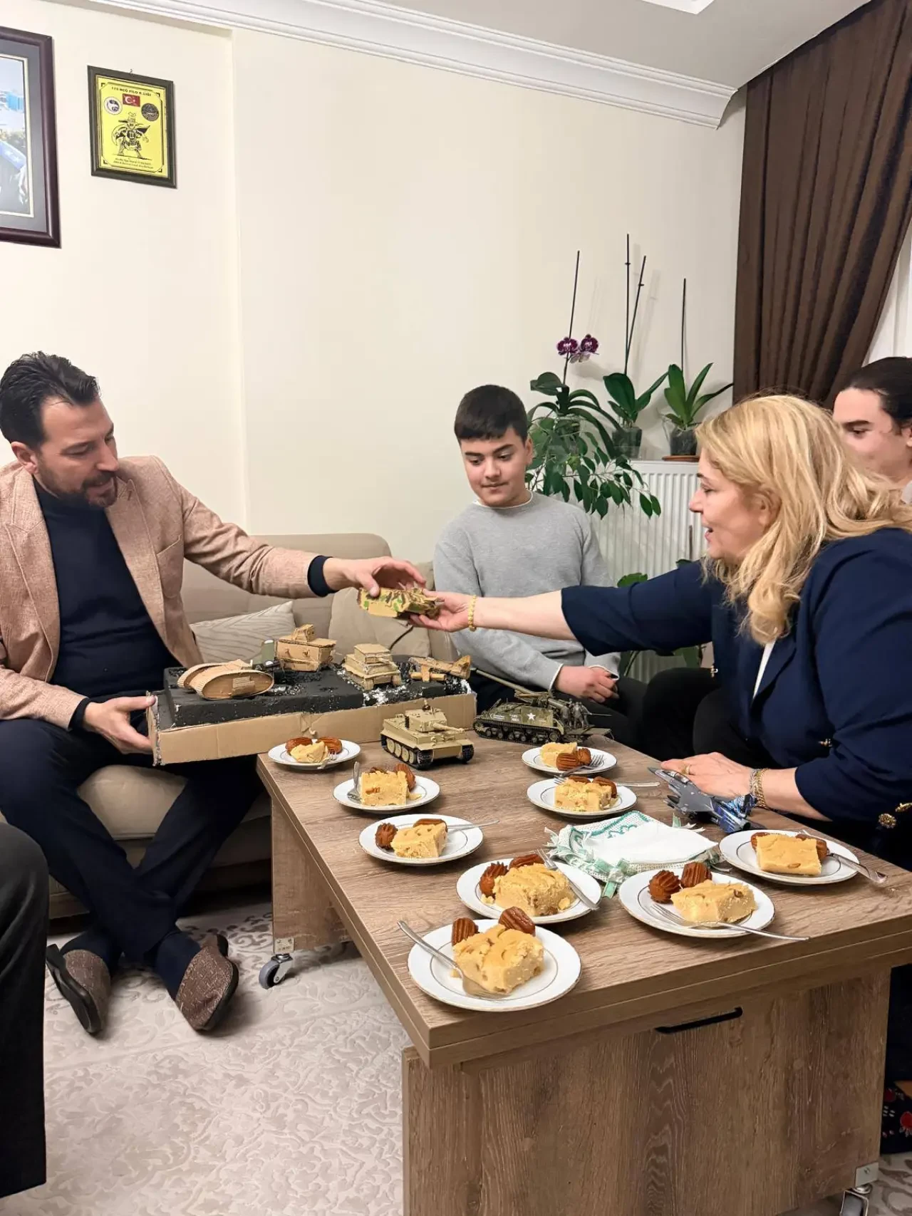 Merzifon AK Parti Kadın Kolları Şehit Ailesiyle İftarda Buluştu 4