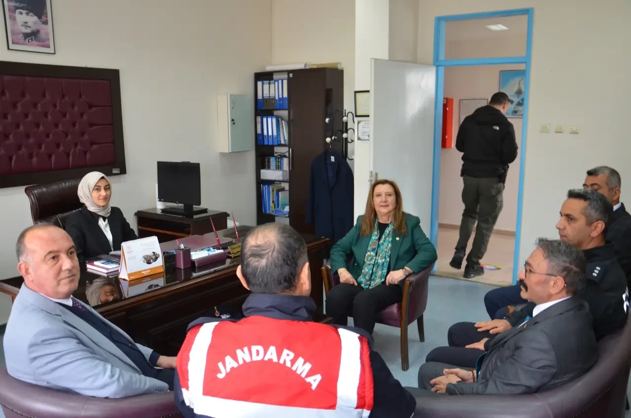 Gümüşhacıköy’de Kurumlara Bayram Ziyareti 4