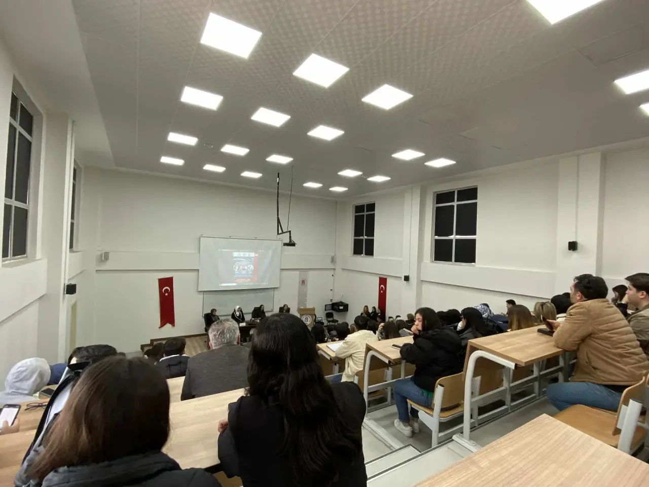 Merzifon’da 8 Mart’a Özel Kadın Girişimciliği Paneli Düzenlendi 2