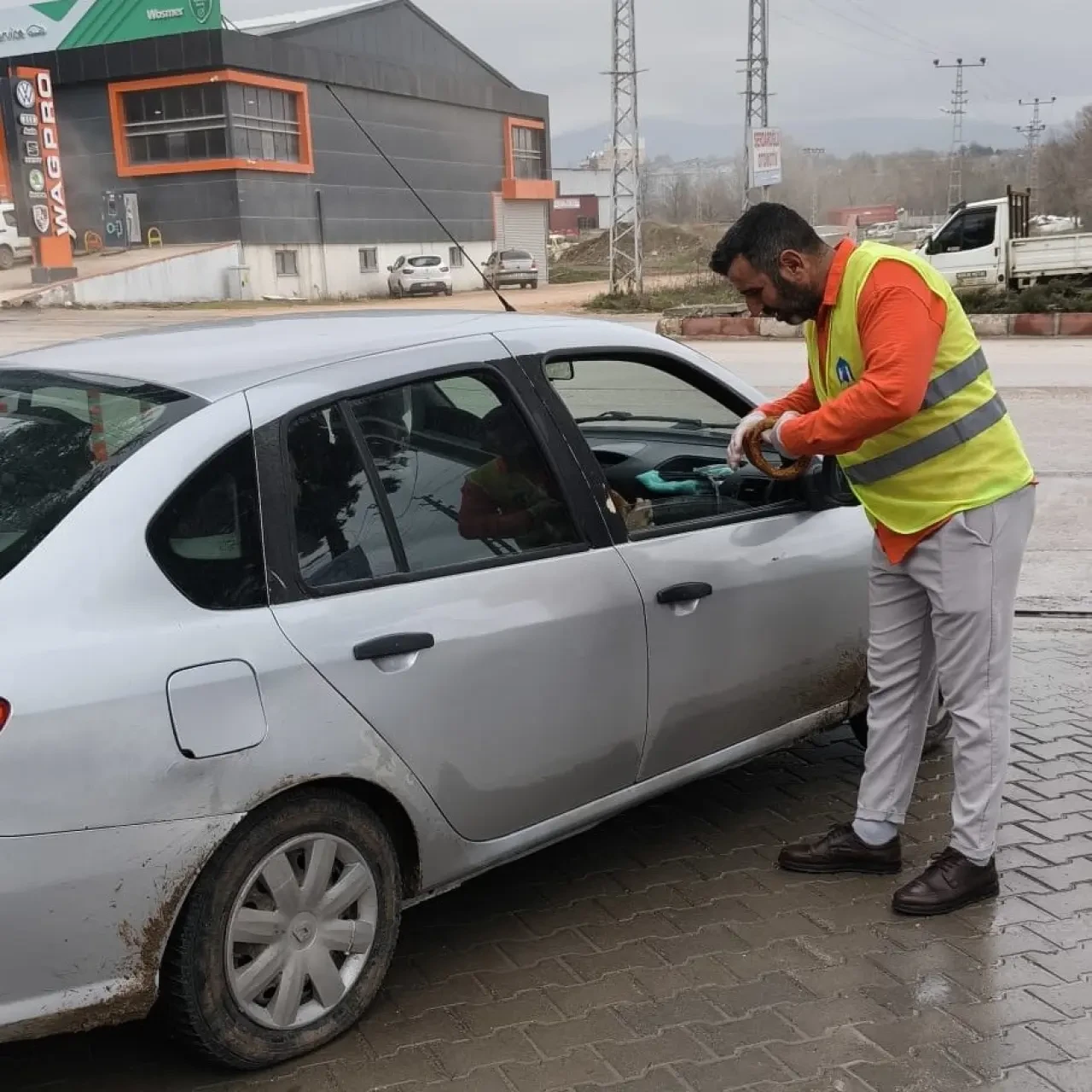 Mezarlık Ziyaretine Gelenlere Merzifon Belediyesi’nden İkram 2