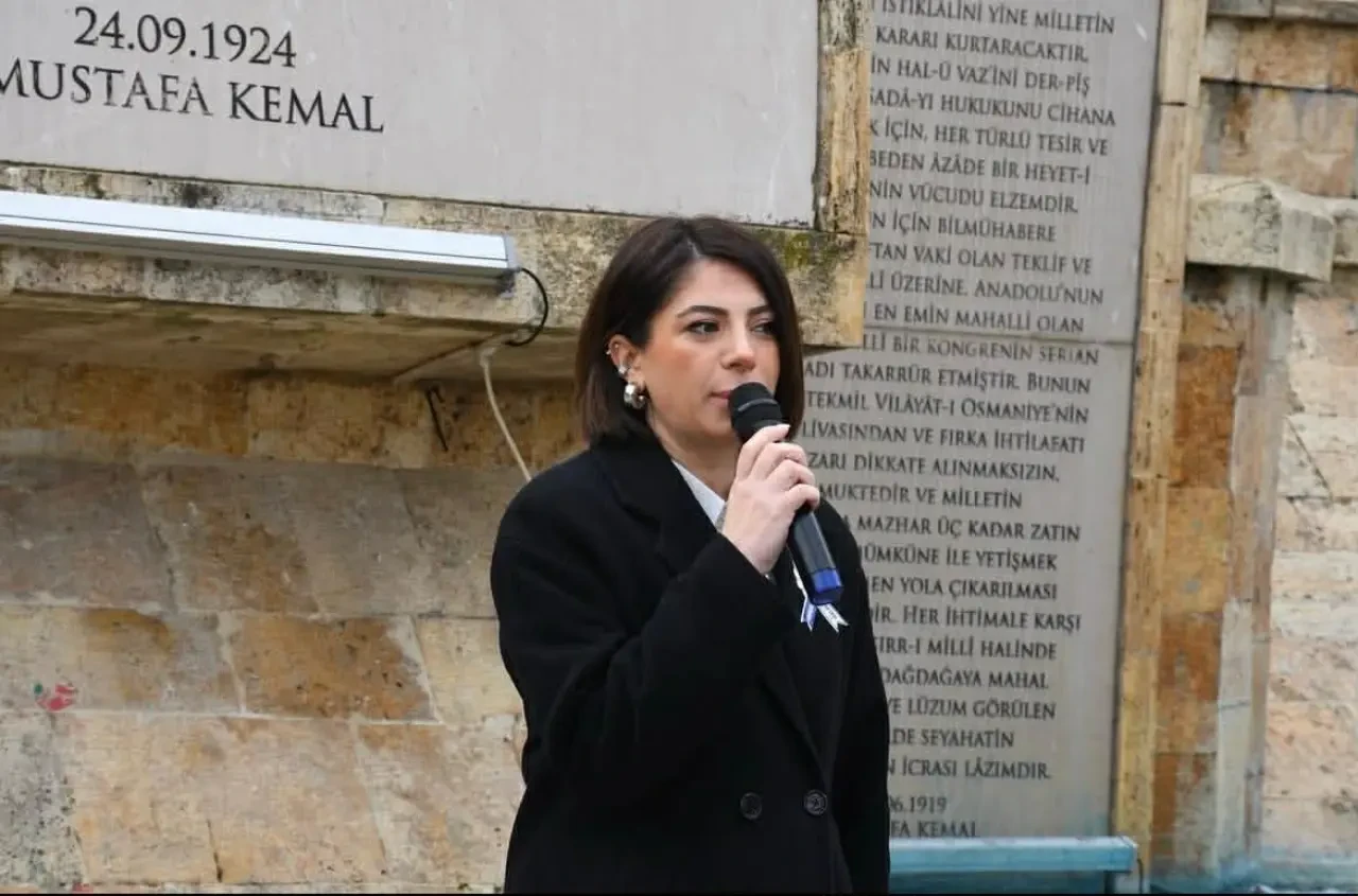 Serbest Muhasebeci Mali Müşavirler Çelenk Sunumu Yaptı 2