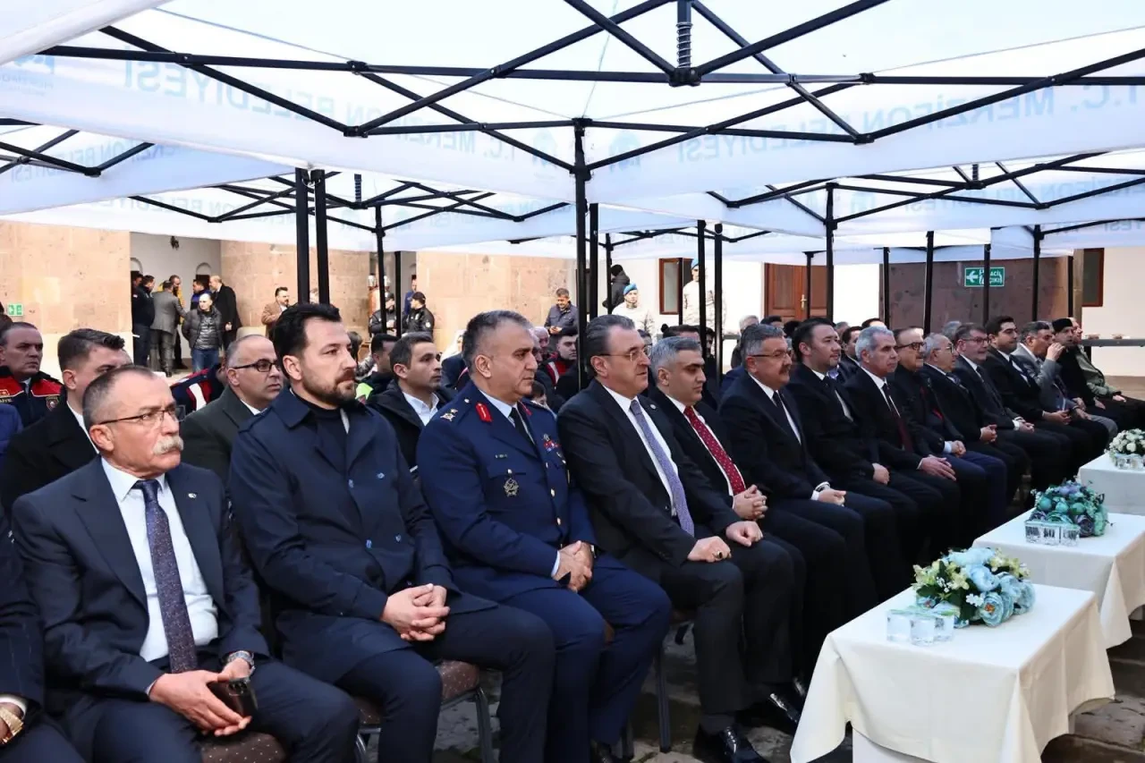 Merzifon’da Protokol ve Halk Bayramlaştı 4