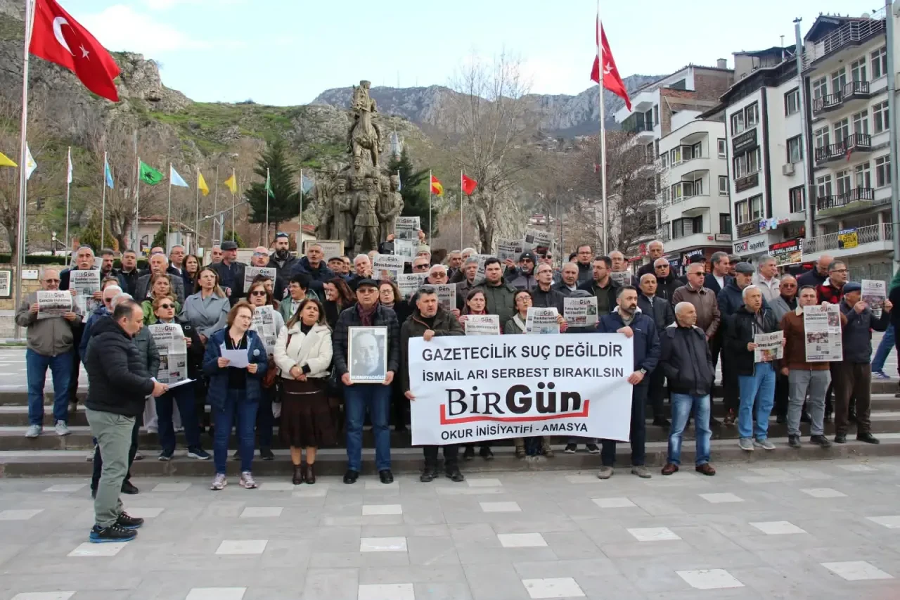 Eğitim-Sen: GAZETECİLİK SUÇ DEĞİLDİR! 1
