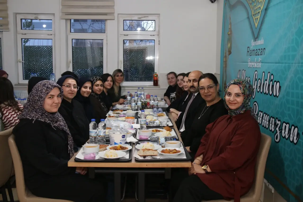 Hüsnüşah Hatun Yurdu’nda Ramazan Sofrası 2