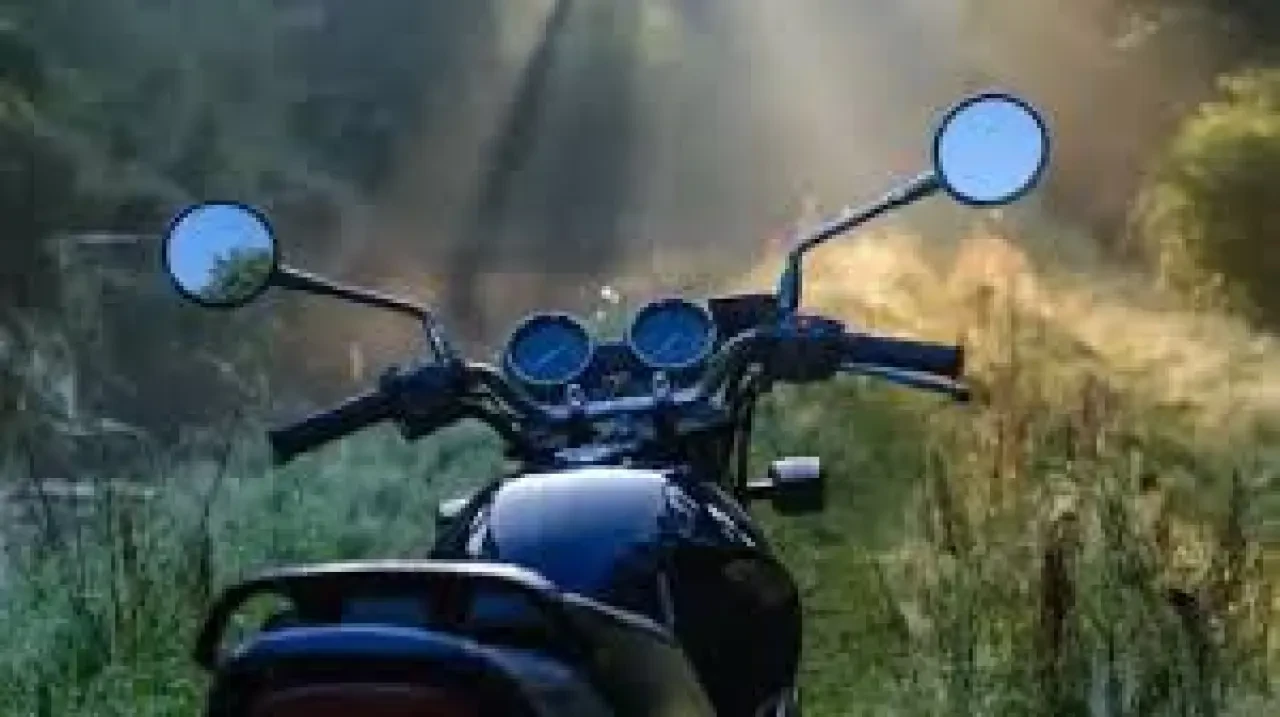 Rüyada Motor Görmek Ne Anlama Gelir? Hız, Değişim ve Kontrol Mesajı! 3