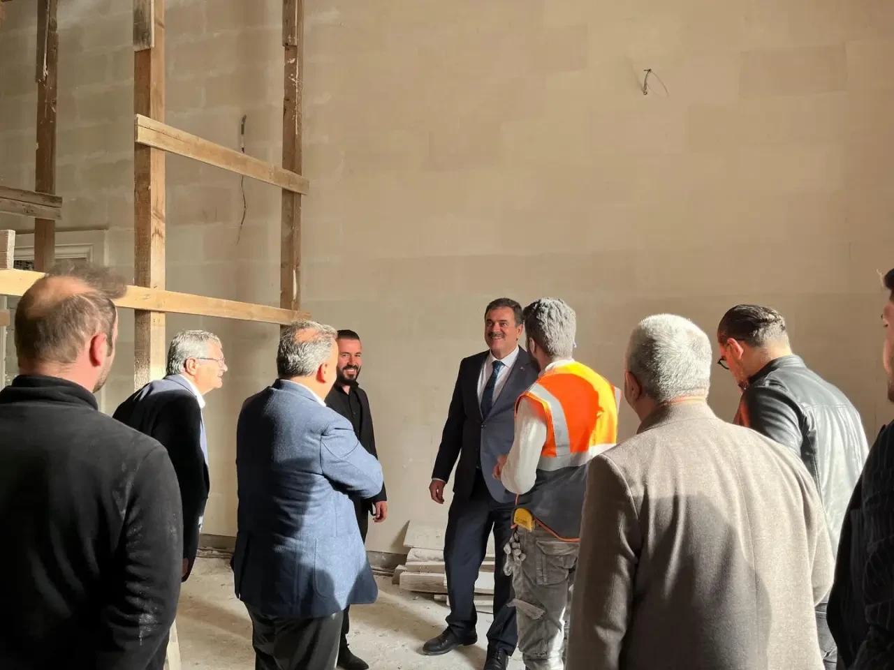 Vekil İpek Suluova’da Sahada 9