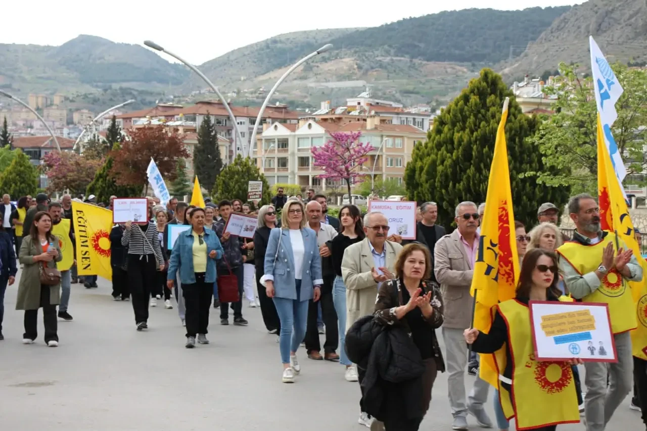 ARTTIK YETER! ÖLMEK İSTEMİYORUZ 3