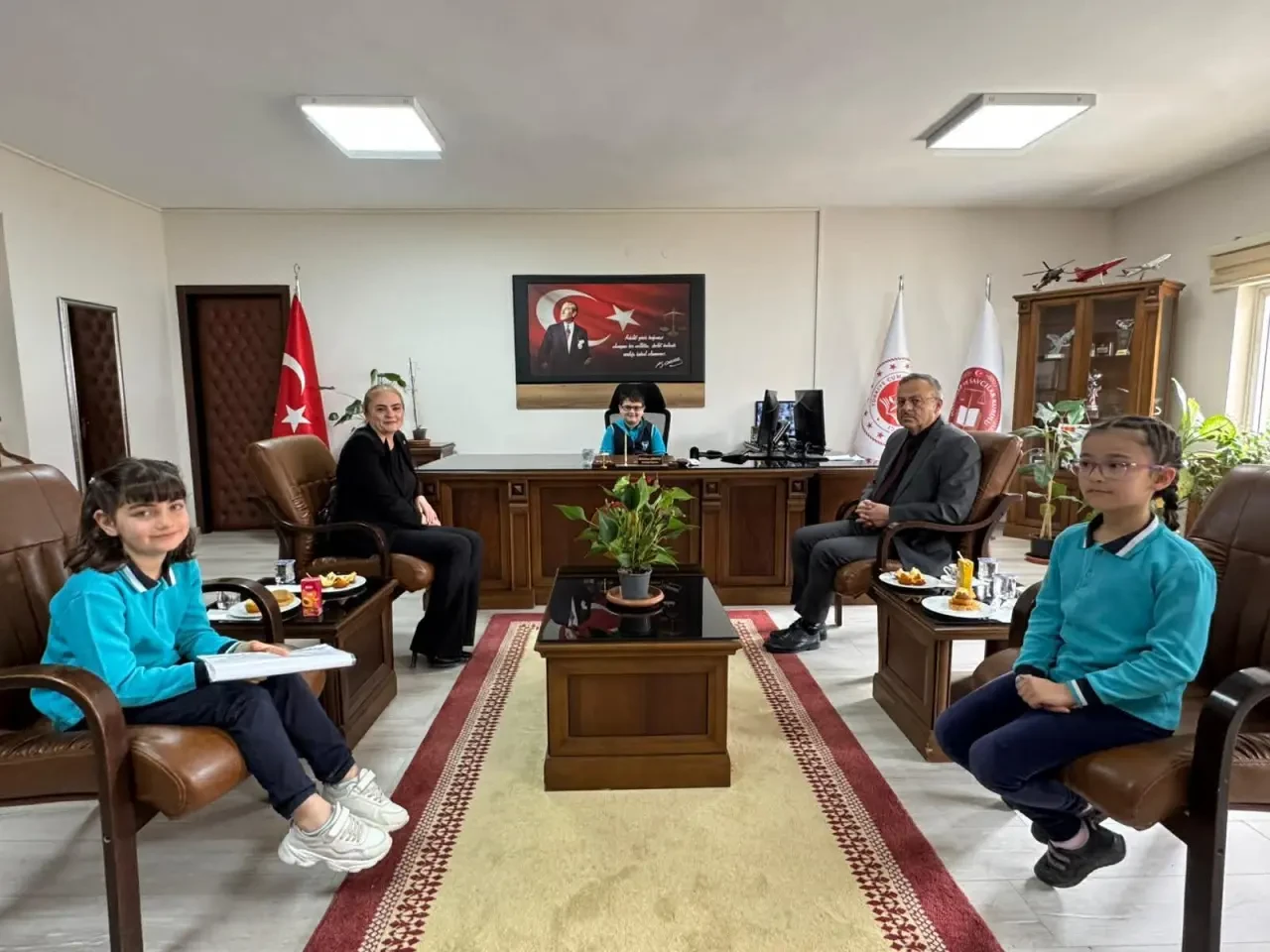 Adalet Çocuklara Emanet Edildi 1