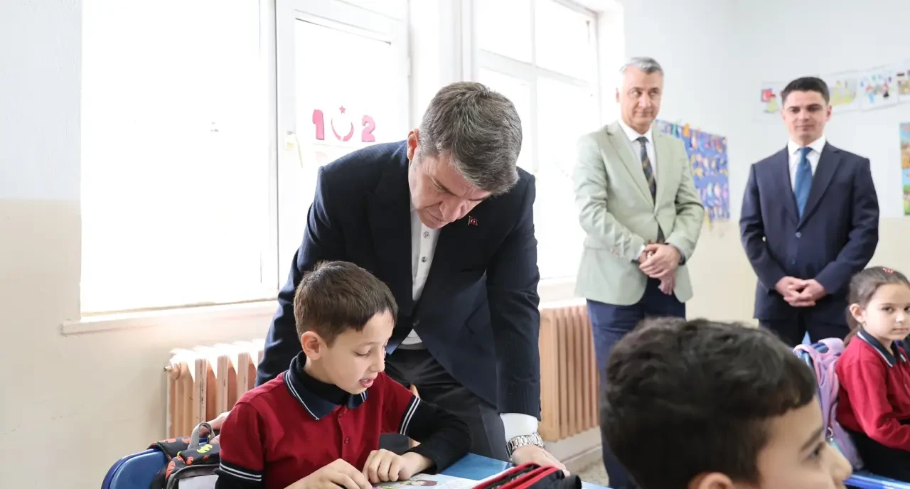 Amasya Valisi Bakan’dan Eğitime Yakın İlgi 3