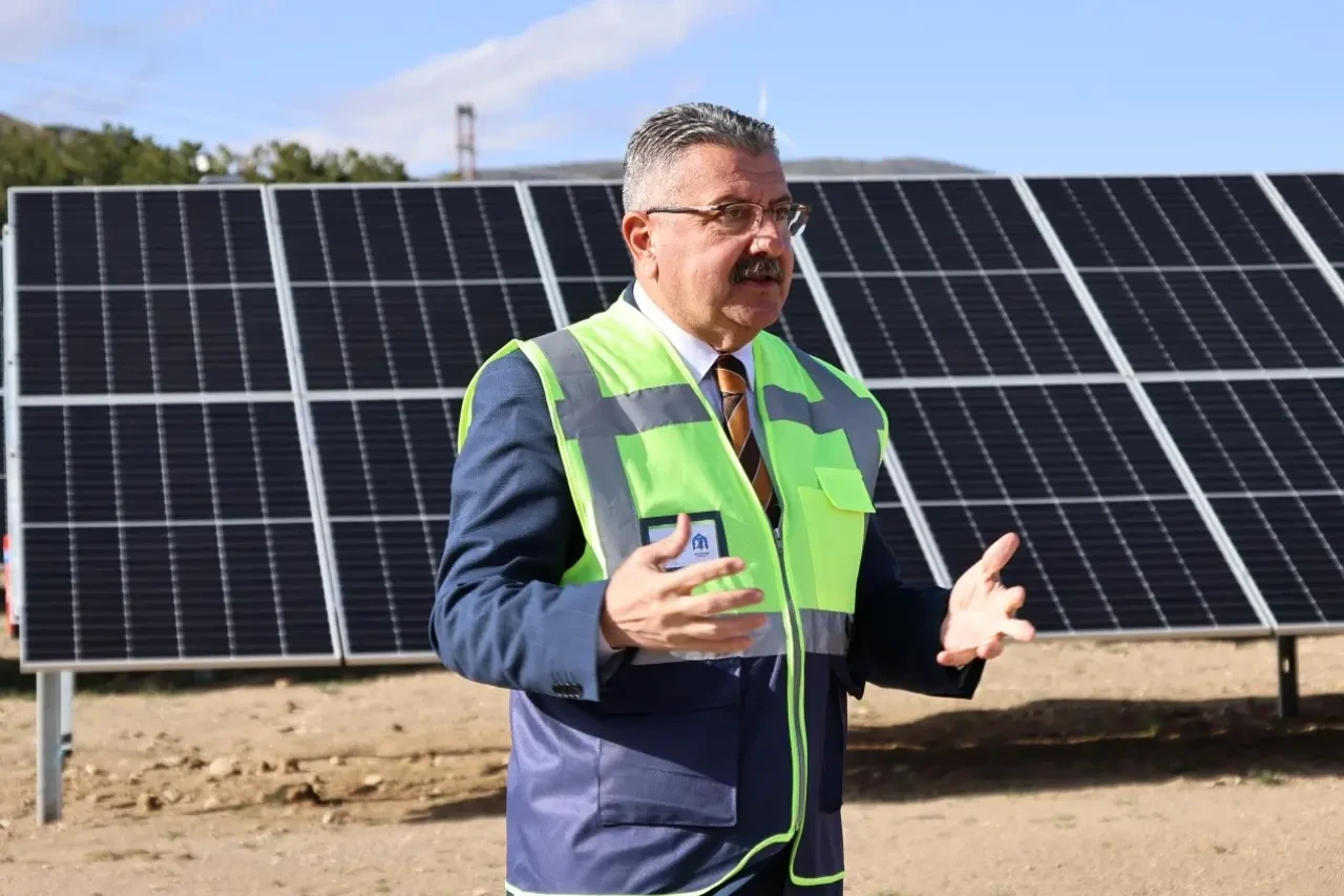 Merzifon’da Güneşten Güç Alan Belediye 1