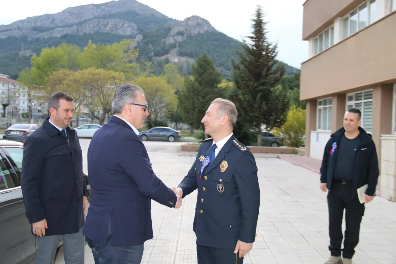 Vekil Çilez: “Emniyetimizin Yanındayız” 1