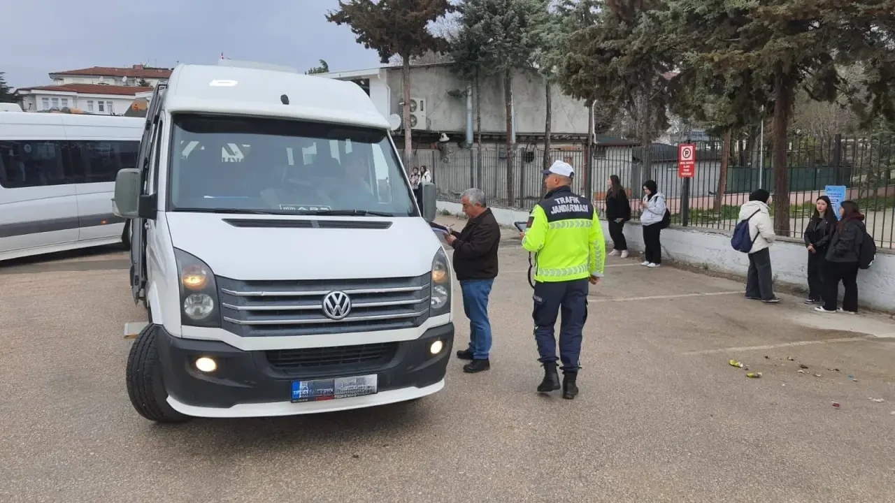 Merzifon’da Okul Servislerine Büyük Kontrol! 2