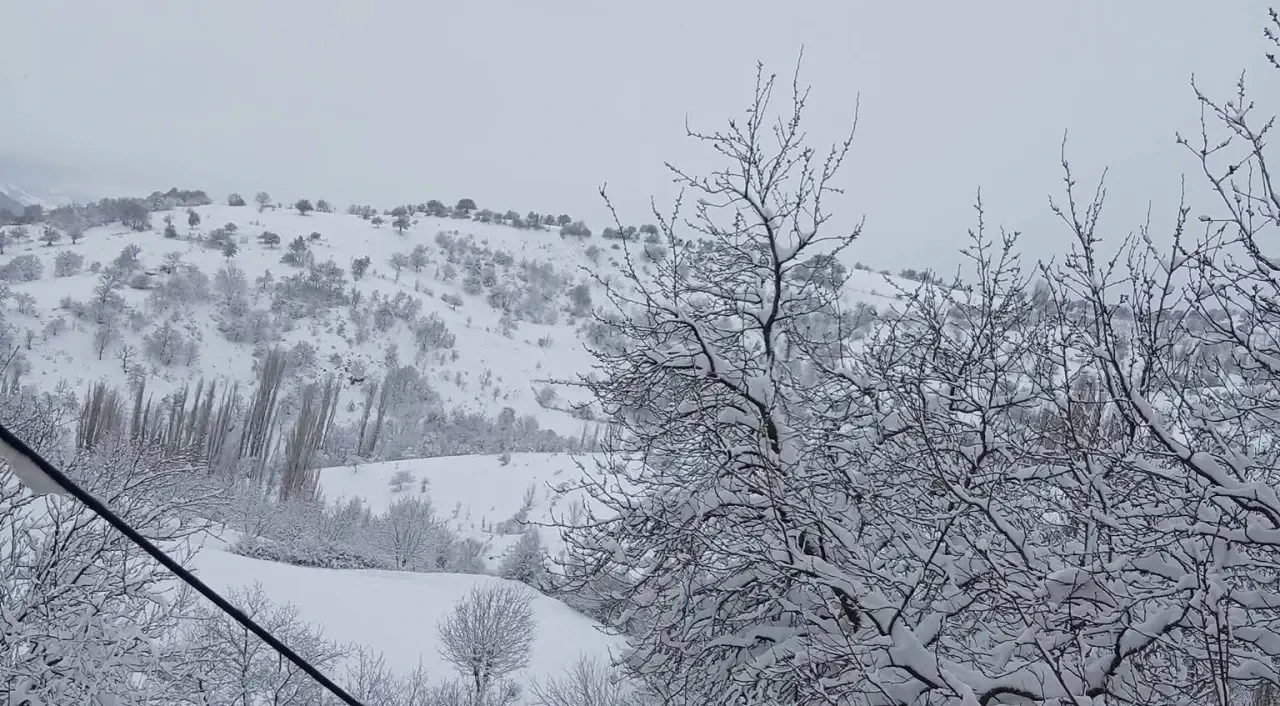 Çorum’un Köyleri Bir Gecede Beyaza Büründü 4