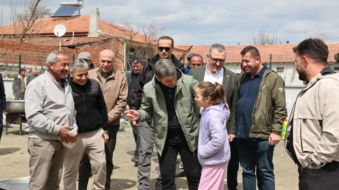 Amasya Valisi Bakan Oluz Köyü’nde Bereket Duasında 2