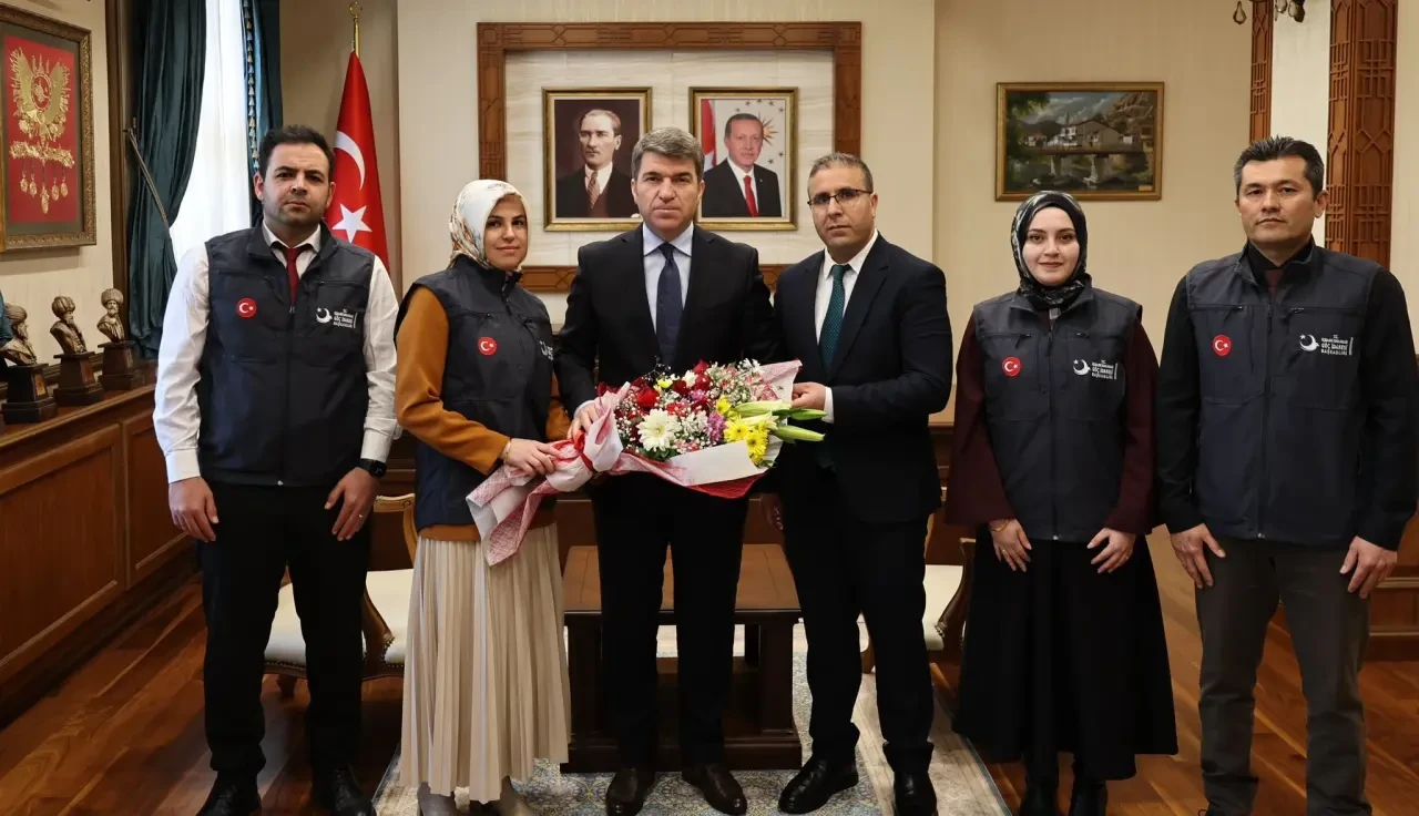 Amasya Valisi Bakan Misafirlerini Ağırladı 2