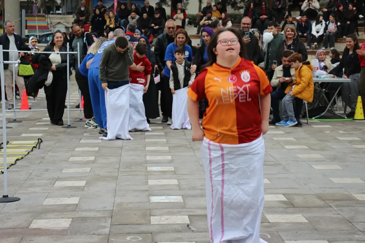 Otizm Farklılık Değil, Farkındalık Günü! 5