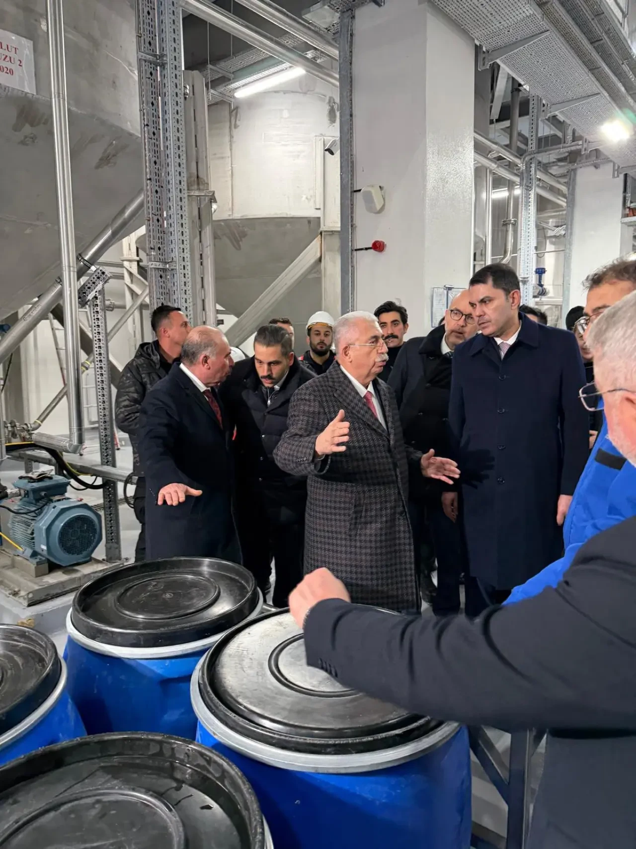 Bakan Kurum Ahlatcı Barut Fabrikası İncelendi 1