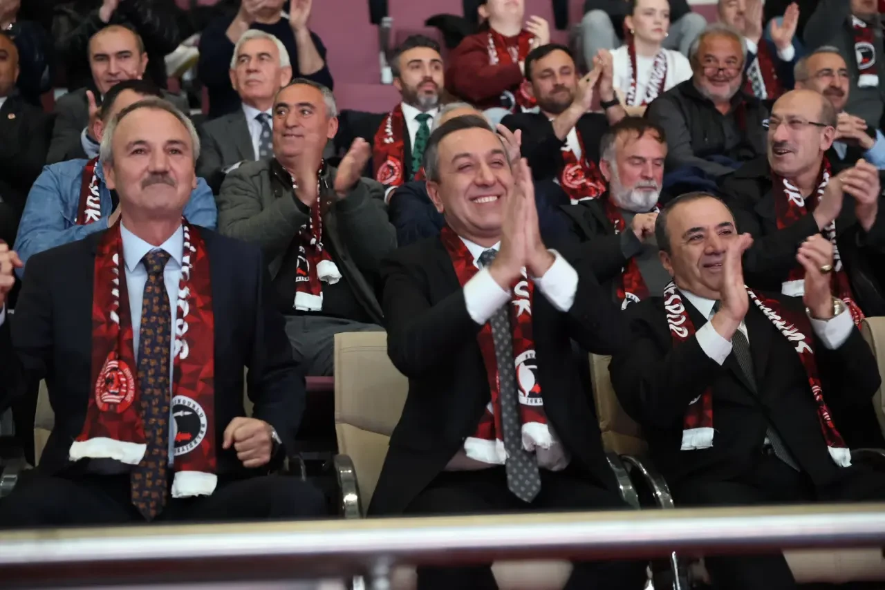 Sungurlu Tarih Yazdı: Belediyespor Efeler Ligi’nde! 7