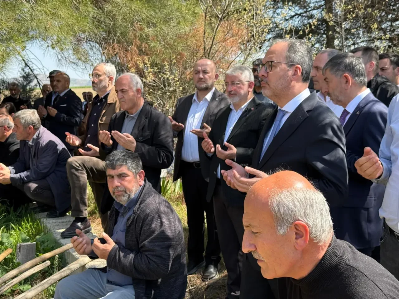 Çorum’da Acı Gün: Hasibe Evcimen Son Yolculuğuna Uğurlandı 3