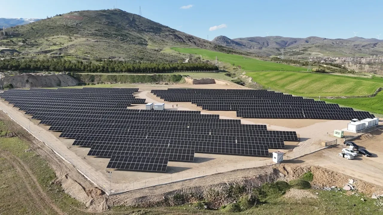 Merzifon’da Güneşten Güç Alan Belediye 2