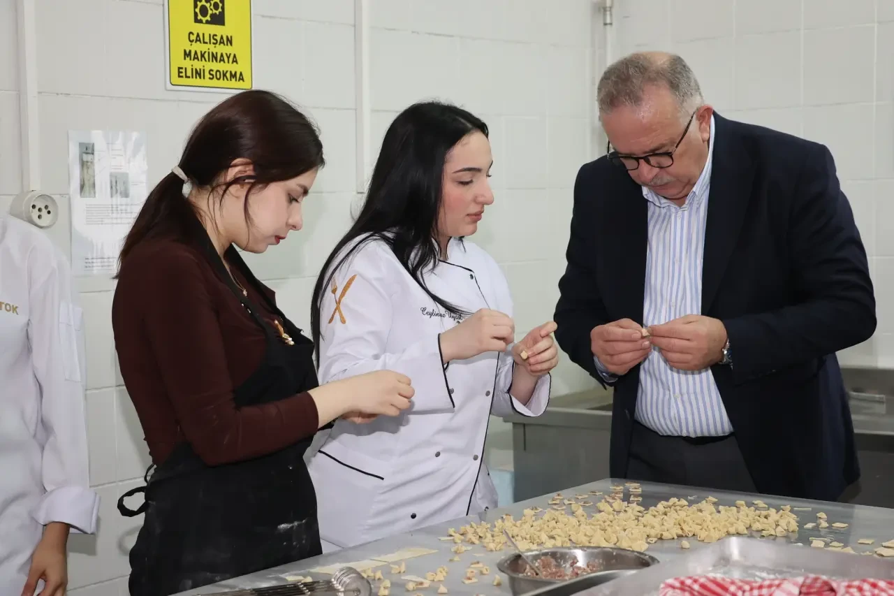 Amasya’da Rektör Mutfağa Girdi! 5