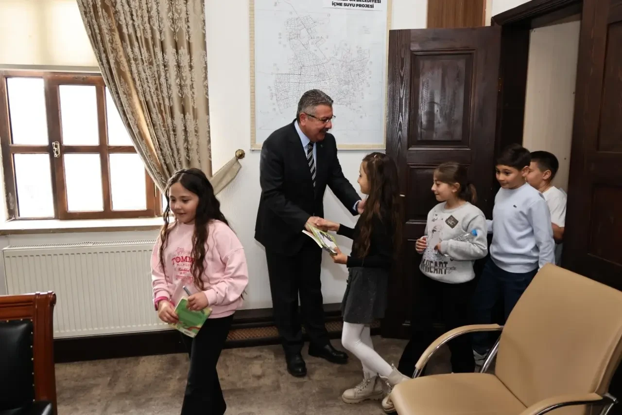 Merzifon Belediyesi’nde Çocuk Zirvesi 1