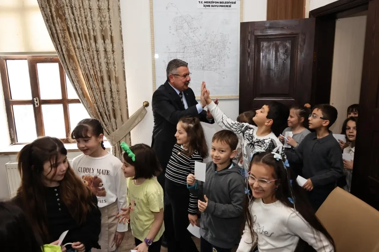 Merzifon Belediyesi’nde Çocuk Zirvesi 2