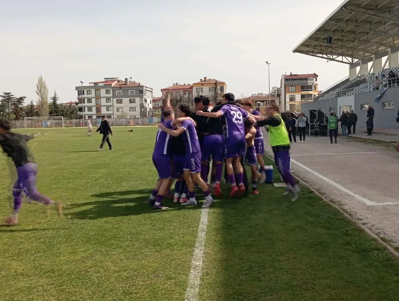 Merzifon’da Turlayan Yomraspor oldu 4