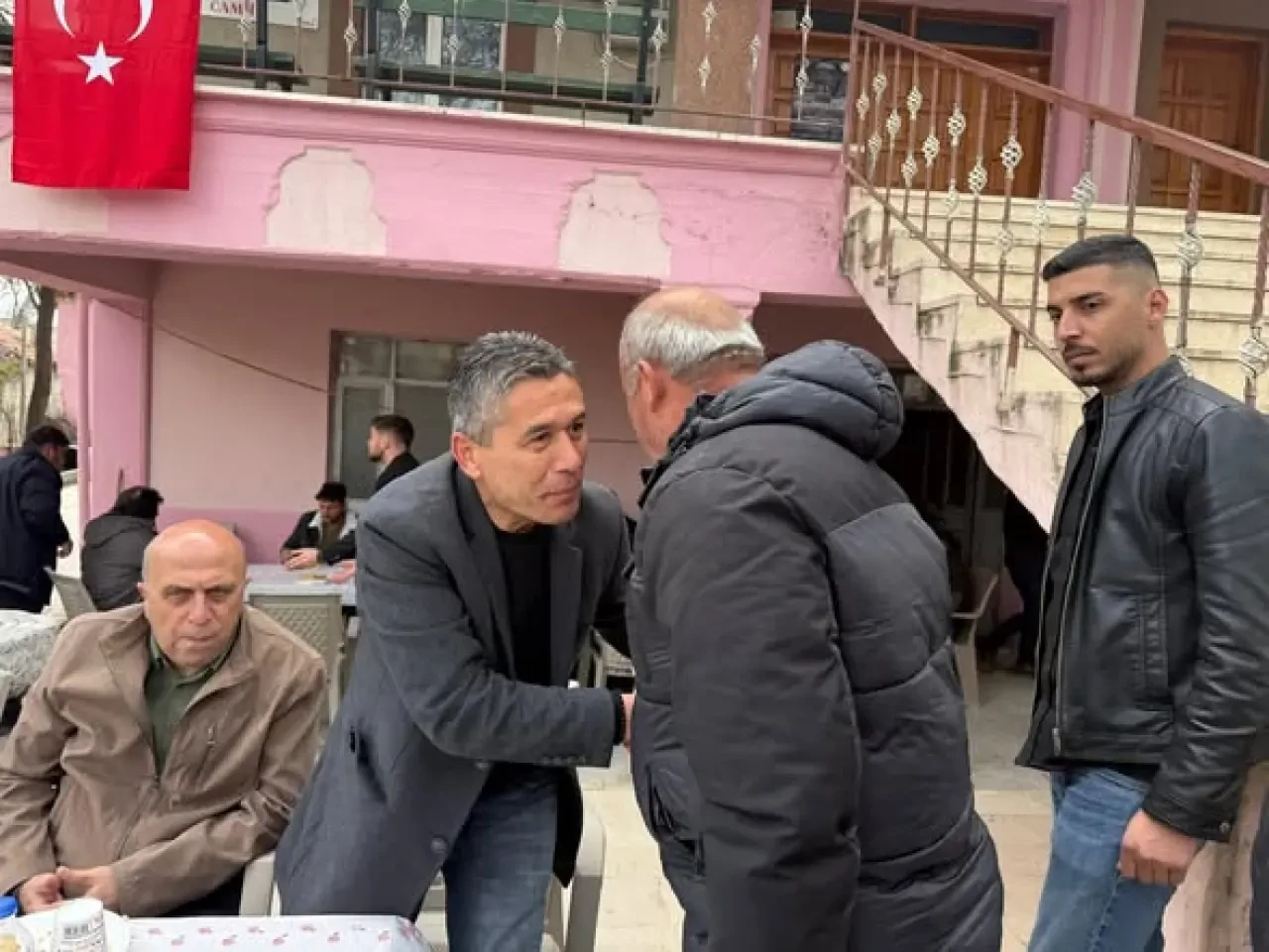 MHP Oluz’da Sahaya İndi 1