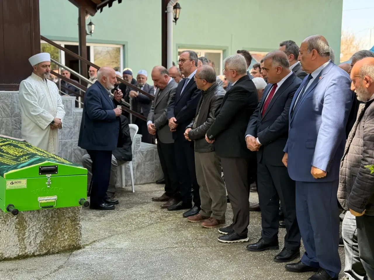 Çorum’da Acı Gün: Hasibe Evcimen Son Yolculuğuna Uğurlandı 1
